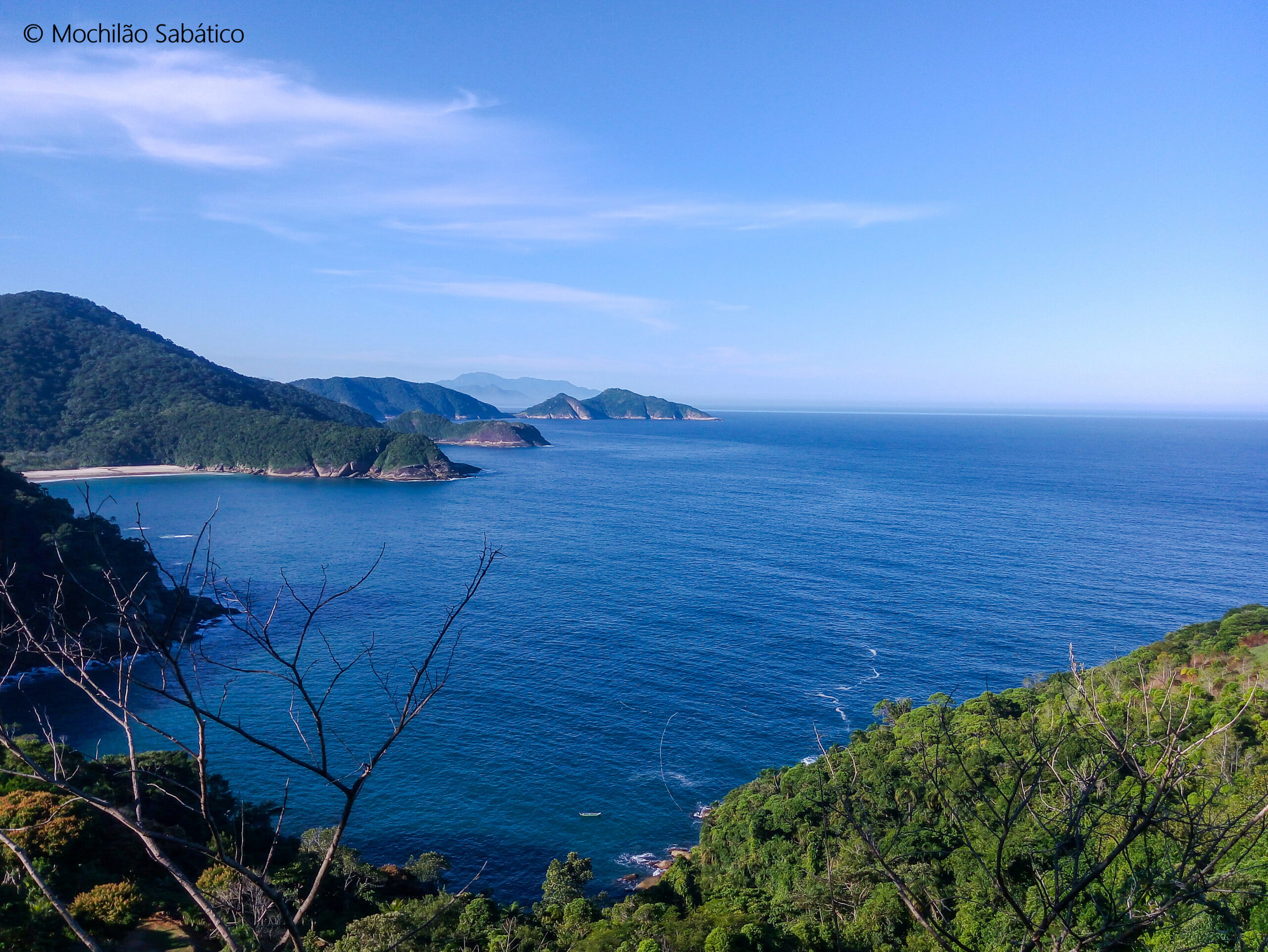 Vista no caminho entre Martim de Sá e Cairuçu das Pedras (Juatinga)