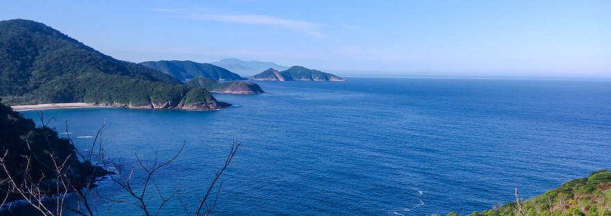 Vista no caminho entre Martim de Sá e Cairuçu das Pedras (Juatinga)