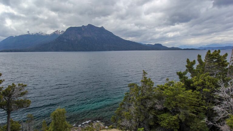 LLAO LLAO – trilha de 17 km no parque em Bariloche