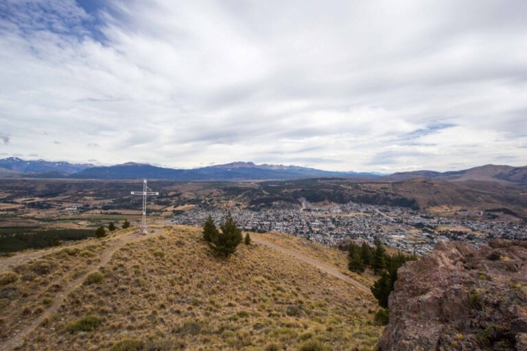 ESQUEL – laguna La Zeta e Cerro La Cruz