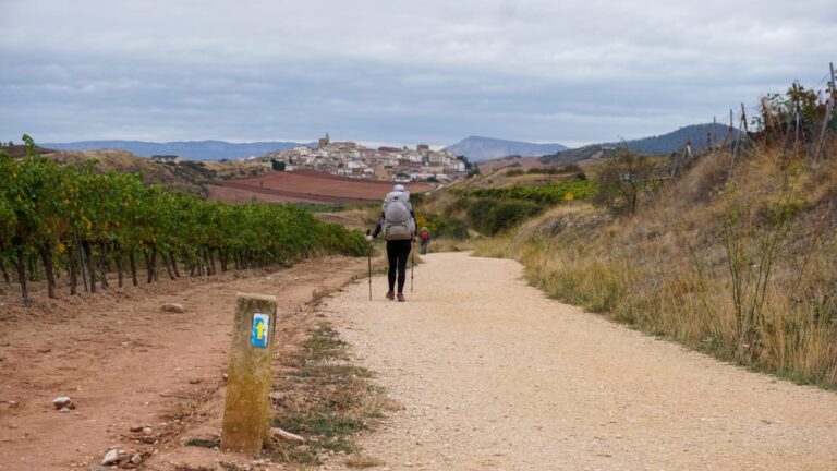 CAMINHO DE SANTIAGO DE COMPOSTELA – 774 km do Caminho Francês no outono europeu