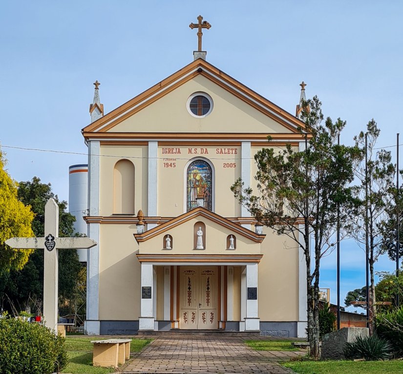 Igreja Nossa Senhora Salete_caminhos de caravaggio