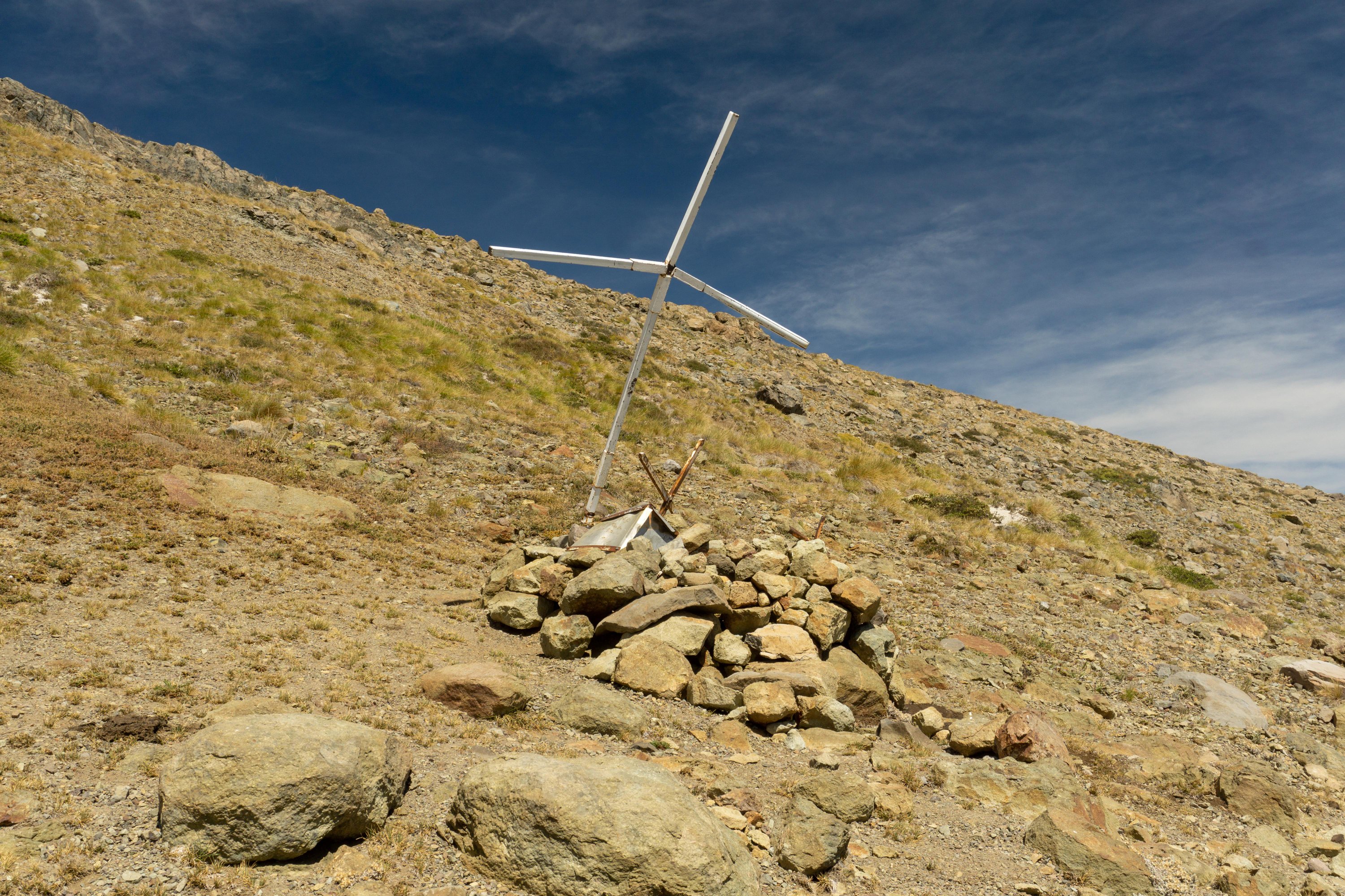 Cruz Laguna Las Animas