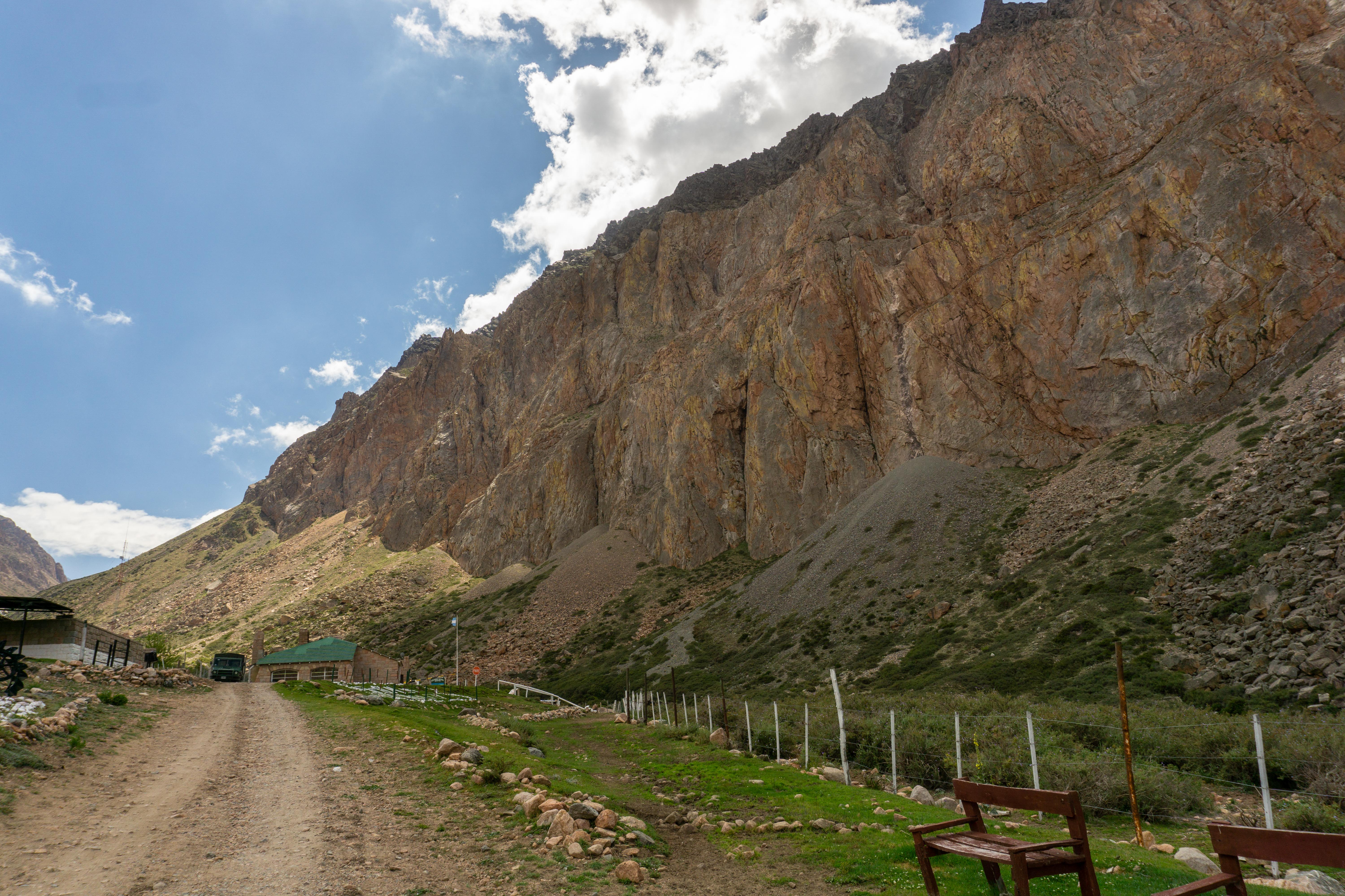 Cruce de los andes_Manzano Historico_Paso Piuquenes