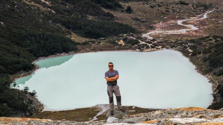 LAGUNA ESMERALDA – somente 4,5 km de trilha para conhecê-la